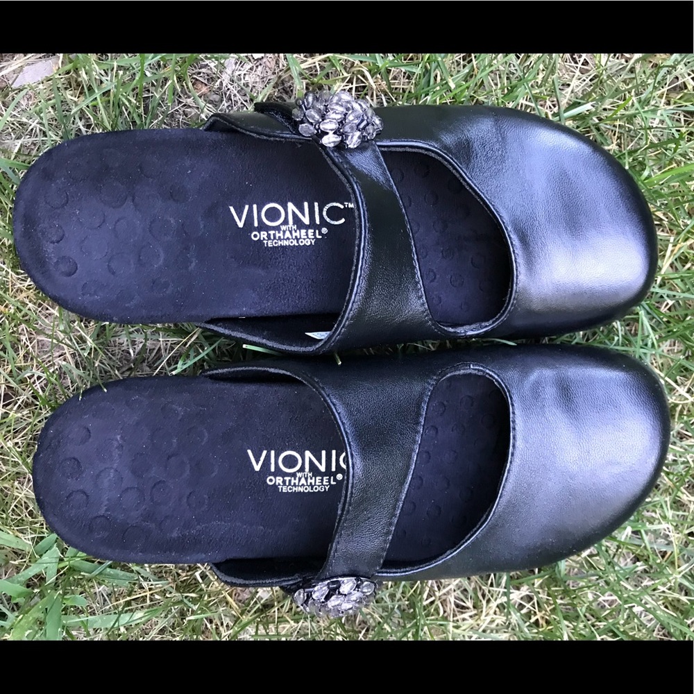 Vionic Orthopedic Shoes-Women’s Size 8 NWOT